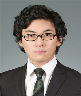 김 희 종